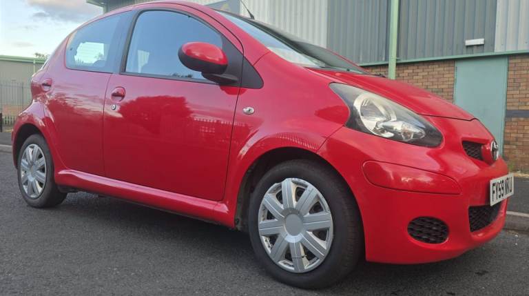 Toyota aygo 1lire 5dr ford  Volkswagen vauxhall nissan honda hyundai renault peugeot skoda suzuki 