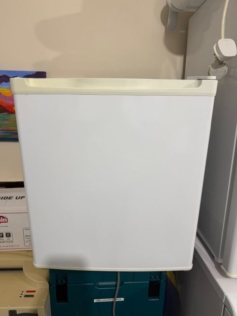 ESSENTIALS CTF34W18 Mini Freezer - White - £40