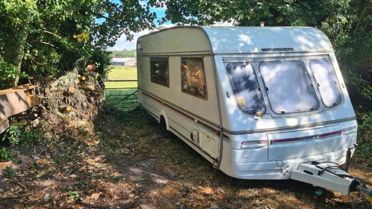 Swift 4 Berth Touring Caravan 