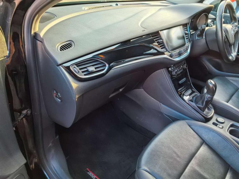 2017 Vauxhall Astra 1.4 Astra Elite Nav T 5dr - Full Service History - High Spec! Hatchback Petro...