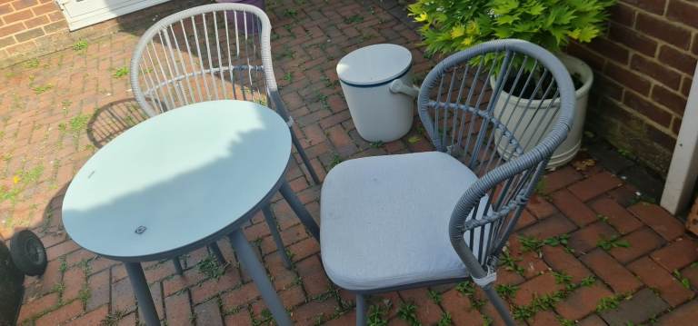 Outdoor dining bistro set for sale