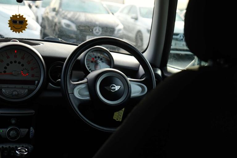 2008 MINI Hatch 1.4 One 3dr Hatchback Petrol Manual