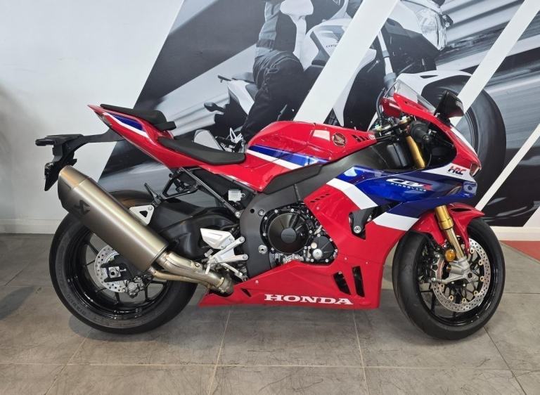 2024 HONDA CBR1000RR-R FIREBLADE SP