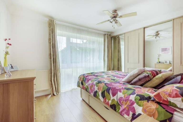 🌼🩵Modern Double Room in Stepney Green, East London!