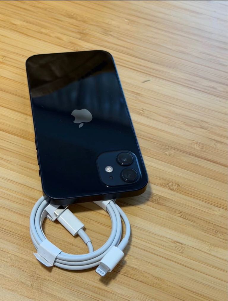 iPhone 12 64gb