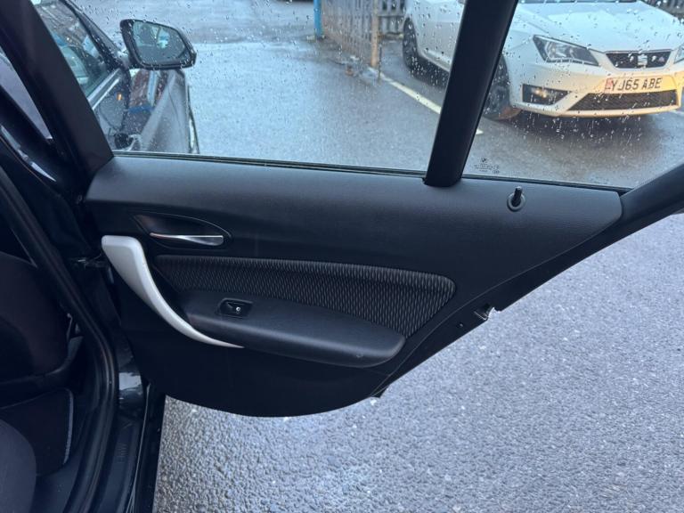 2014 BMW 1 Series 114d SE 5dr HATCHBACK DIESEL Manual