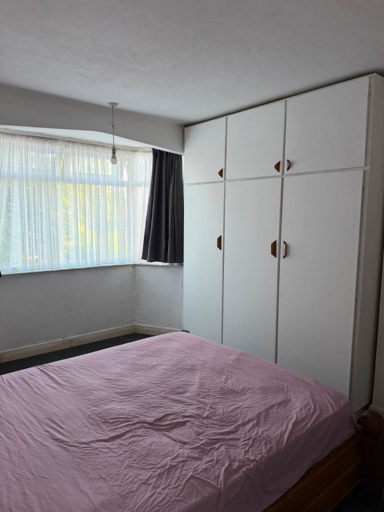 Double room for single person 