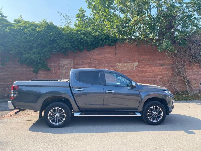2020 Mitsubishi L200 2.2 DI-D DC Warrior Auto 4WD Euro 6 (s/s) 4dr PICK UP Diesel Automatic