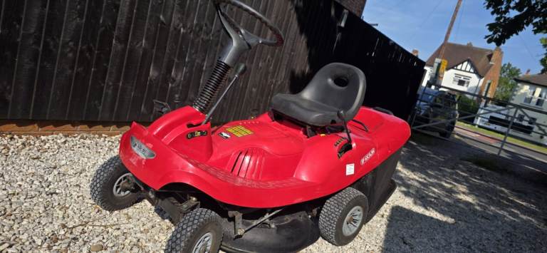 Ride on mower lawnmower 
