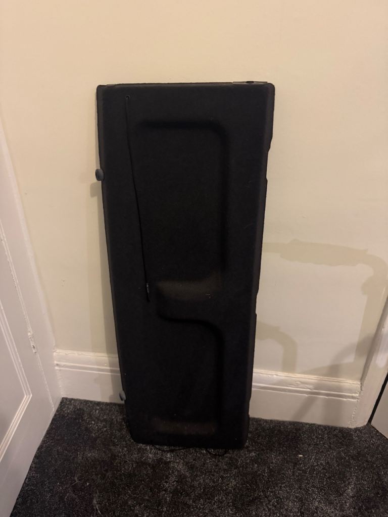 Parcel shelf for Hyundai Getz