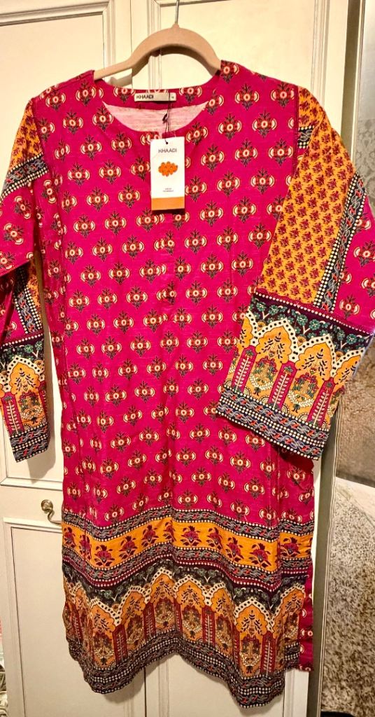 NEW Ladies KHAADI Kurtha size 10