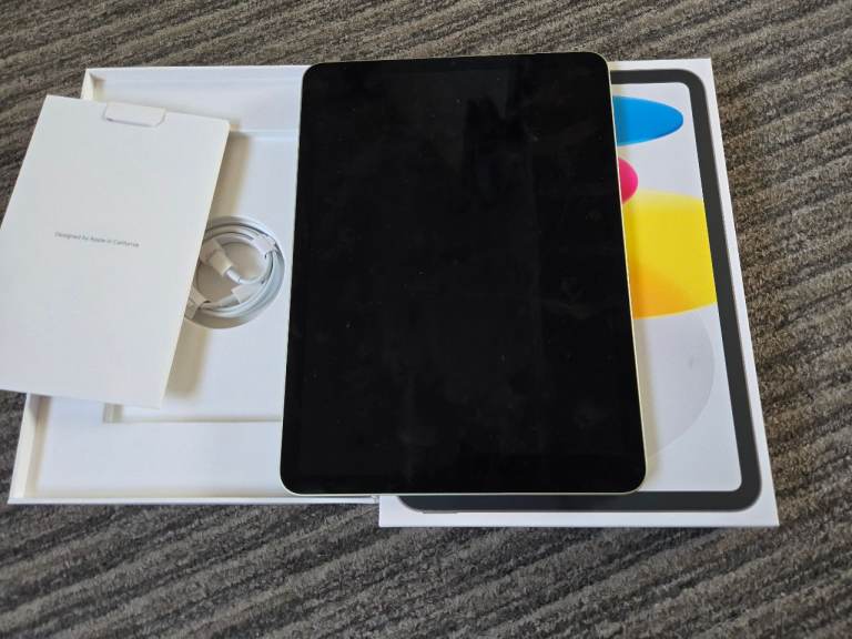 Apple iPad Air 4th Gen 10.9 inch 256GB, Wi-Fi, Green, battery life 91%, no offers