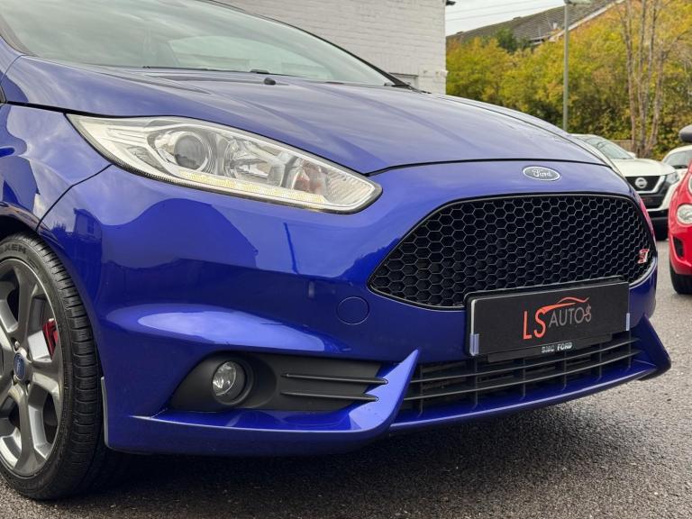2015 Ford Fiesta 1.6 EcoBoost ST-3 3dr HATCHBACK PETROL Manual
