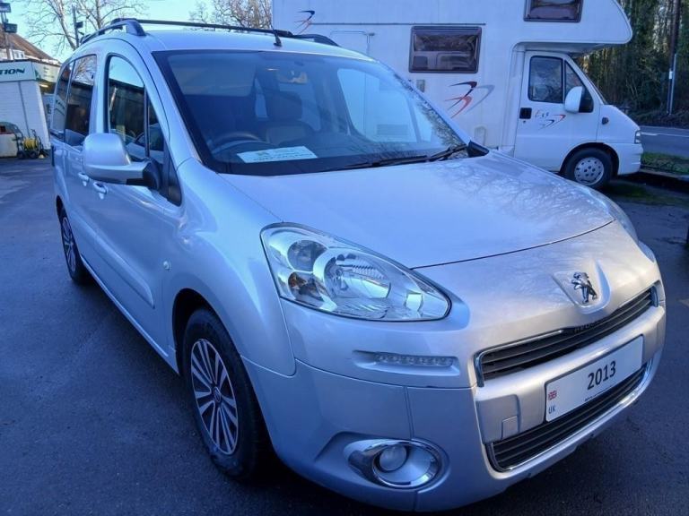 Peugeot Partner Day-Van Micro-Camper