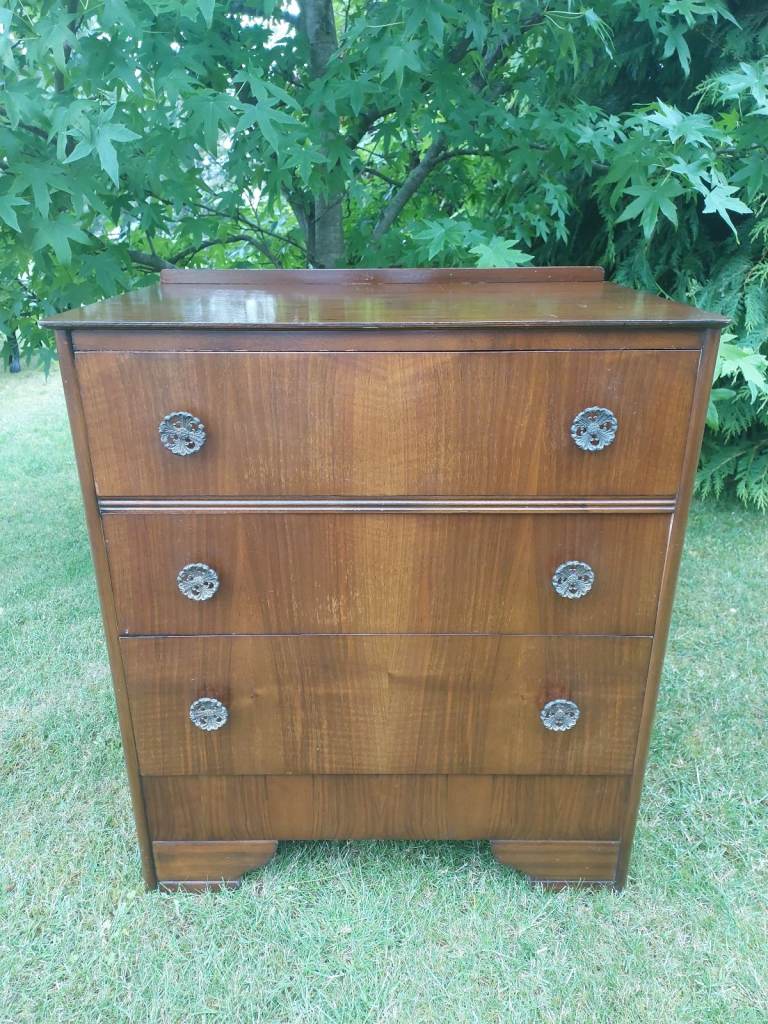 Vintage Retro 3 Drawer Chest In Beautiful Condition 