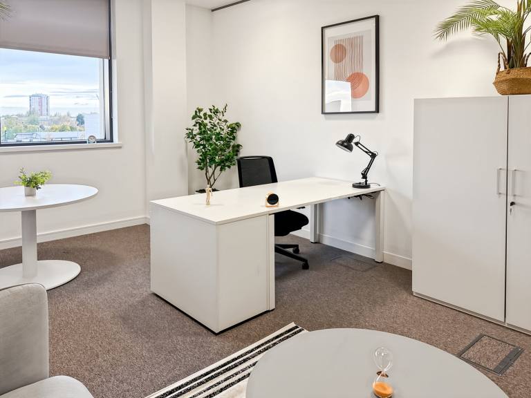 Manchester - M50 1RF \ Day Office Access - Start Anytime
