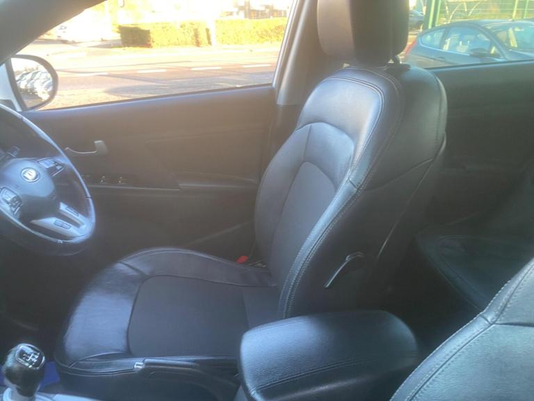 2015 Kia Sportage 1.7 CRDi EcoDynamics 2 2WD Euro 5 (s/s) 5dr ESTATE Diesel Manual