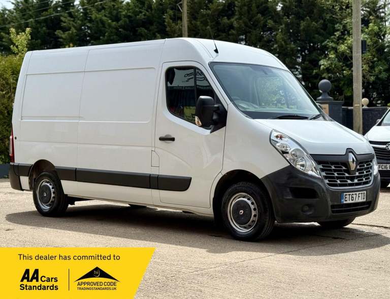 2018 Renault Master 2.3 dCi 33 Business FWD MWB Medium Roof Euro 6 5dr Diesel