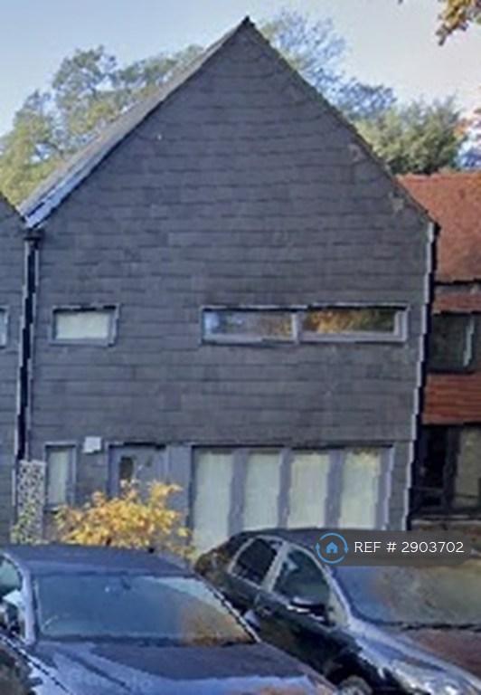 2 bedroom house in Blundells Square, Tiverton, EX16 (2 bed) (#2903702)
