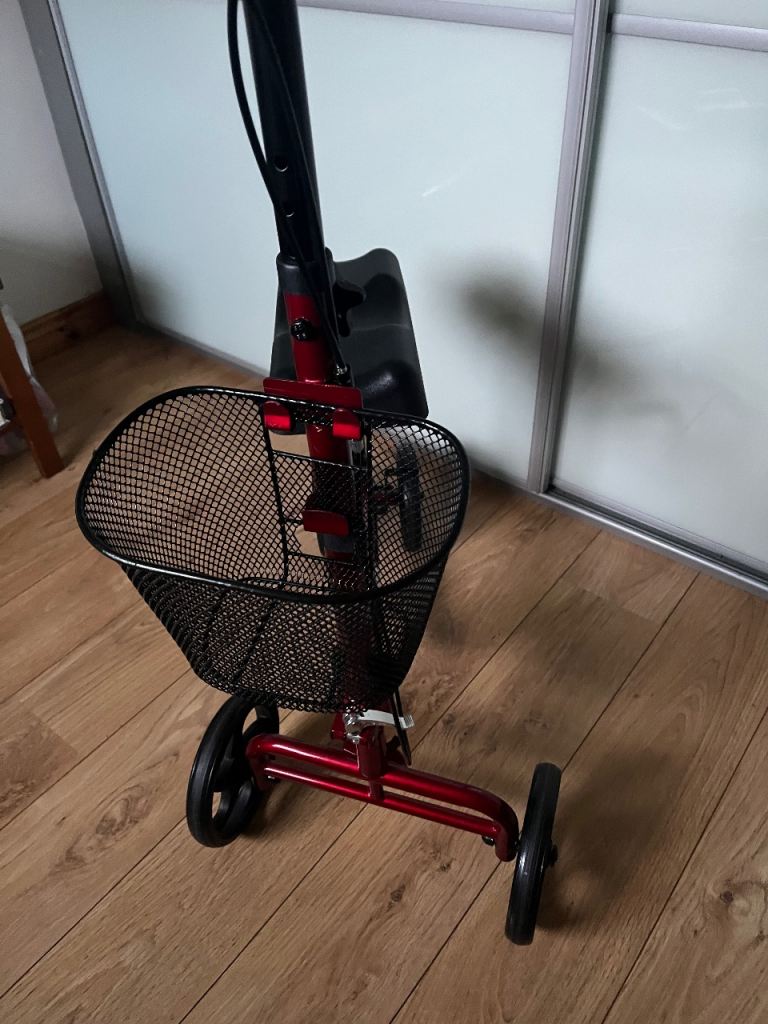 Knee scooter for after surgery 