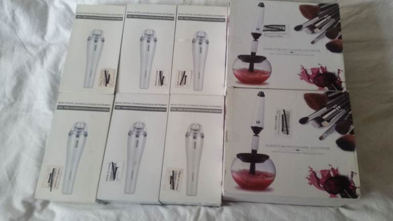 Job lot Electric hair combs, Curling tong, makeup brush Cleaner, Blackhead remover , new 