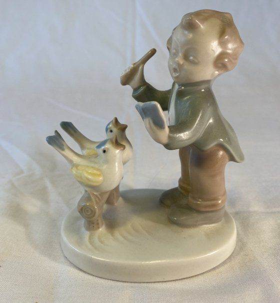 Royal Copenhagen / Lippelsdorf / GH & Co / Carl Scheldig Boy singing to birds figurine