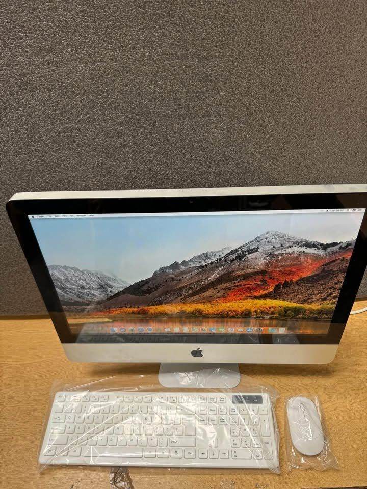 Apple iMac 24” | Intel i5 | 8GB RAM | 1TB HDD | Wireless Keyboard & Mouse