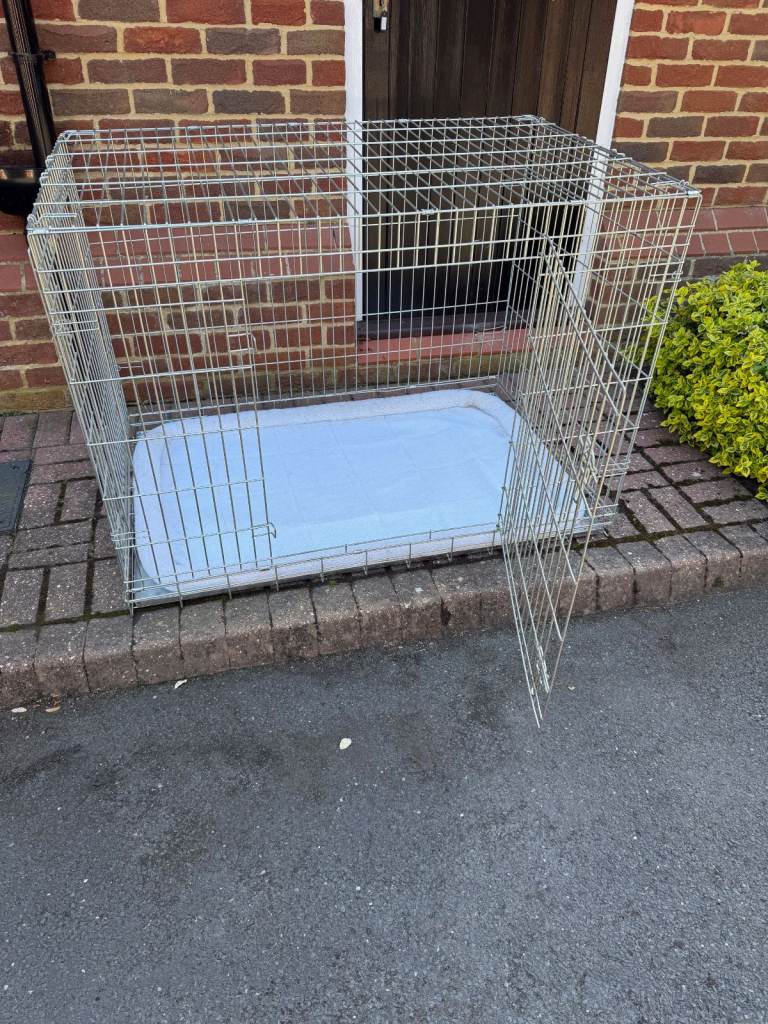 Ellie-Bo metal silver XL 48 inch Folding Dog Cage/Crate with metal tray and Dog Bed Mat