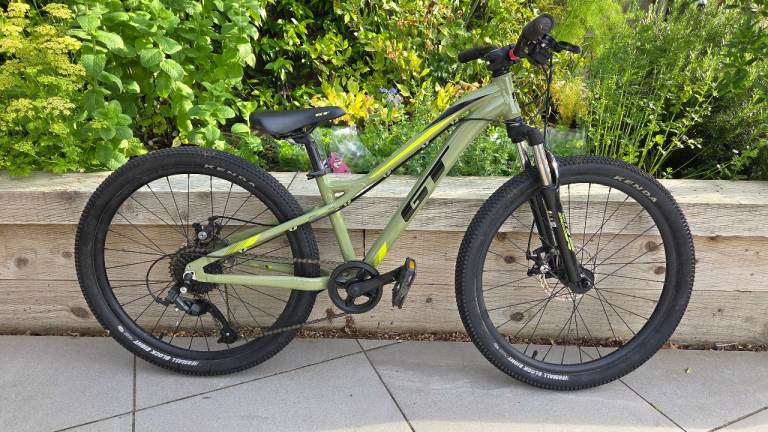 Gt Stomper 24"