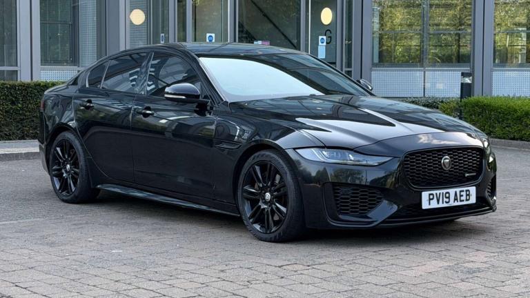 2019 Jaguar XE 2.0 XE R-Dynamic SE Auto 4dr Saloon Petrol Automatic