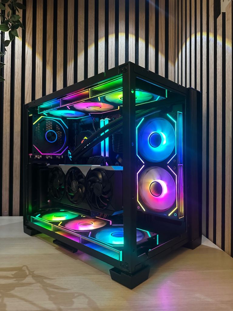 9070XT | R7 7800X3D | GAMING PC