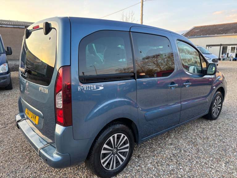 PEUGEOT PARTNER AUTO WHEELCHAIR ACCESSIBLE VEHICLE AUTOMATIC WAV 1.6 2017