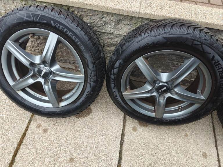 4 Winter Tyres with Rims 205/55 R16 – Continental & Vredestein