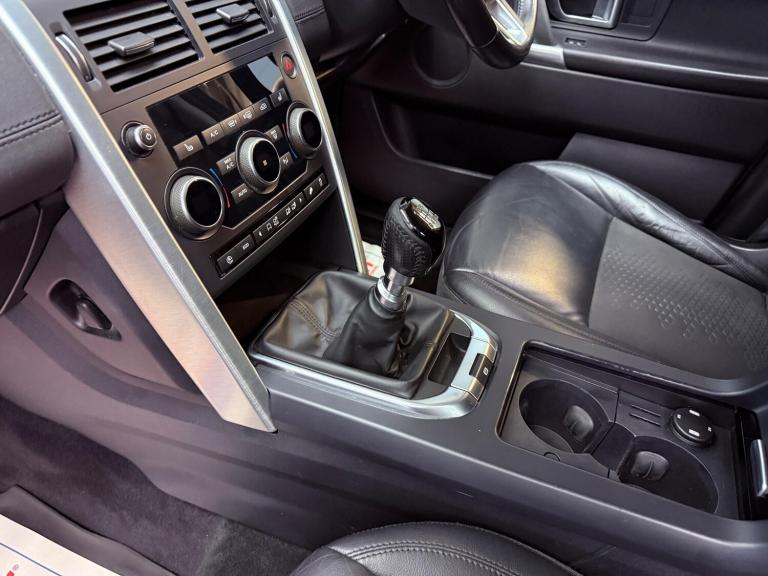 2017 Land Rover Discovery Sport 2.0 TD4 SE Tech 4WD Euro 6 (s/s) 5dr ESTATE Diesel Manual