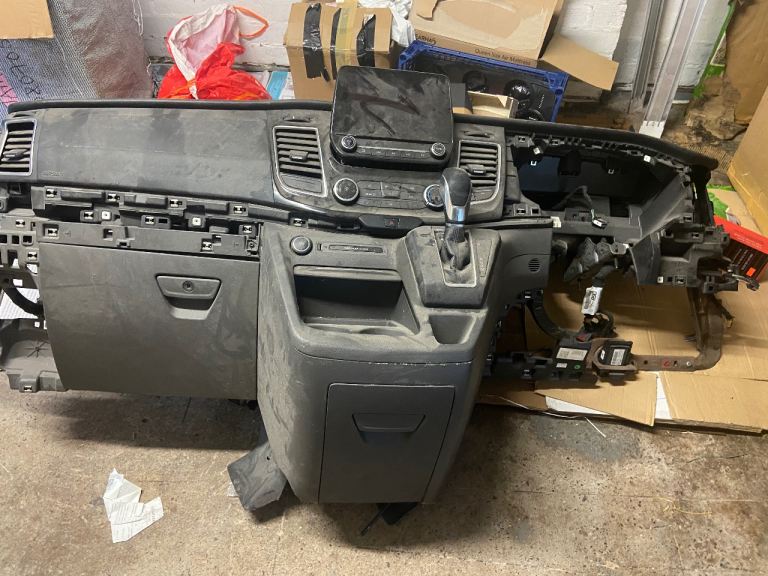 Car dash free collection