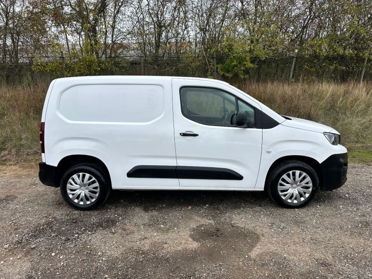 PEUGEOT PARTNER PROFESSIONAL 1.5 HDI DIESEL 2021 21-REG FULL SERVICE HISTORY DRIVES EXCELLENT