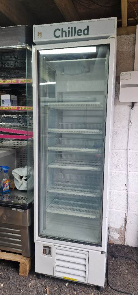 FROST-TECH COMMERCIAL DISPLAY CHILLER FULLY WORKING EXCELLENT CONDITION 