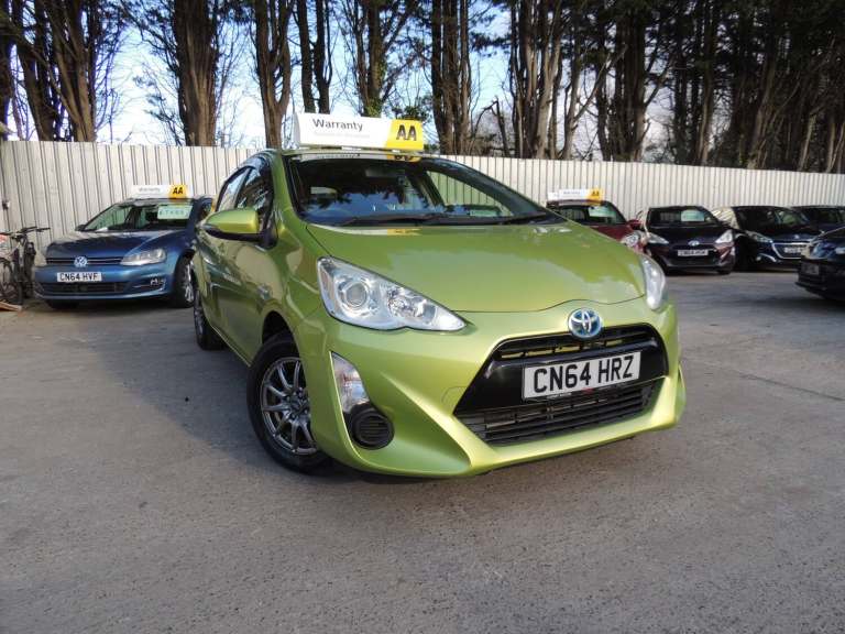 2015 Toyota Aqua 1.5 vvt-h t spirit cvt hybrid HATCHBACK Petrol/Hybrid Automatic