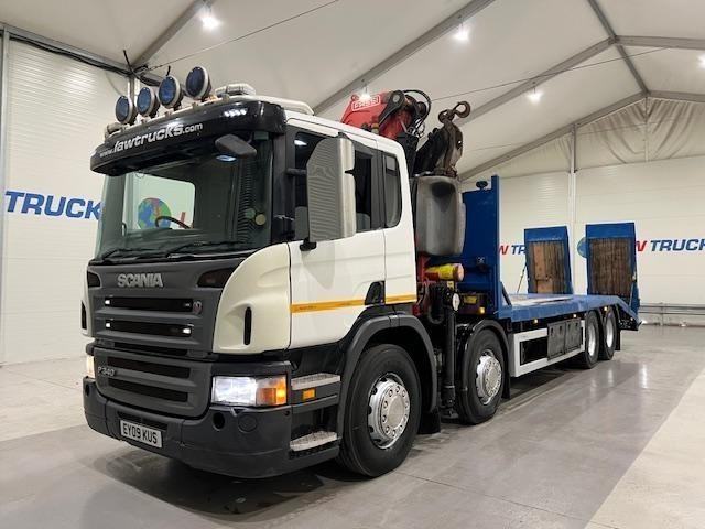 Scania P340 8x2 12 Tyre Sleeper Beavertail with Crane
