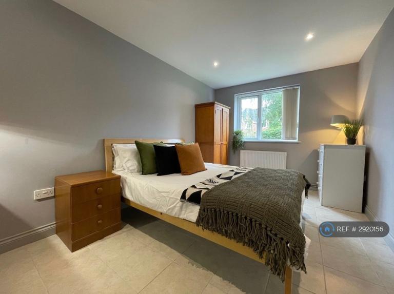 6 bedroom house in Rockingham Road, Norwich, NR5 (6 bed) (#2920156)