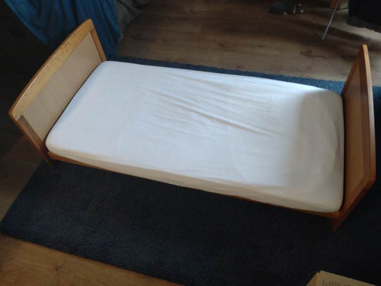 Free toddler bed