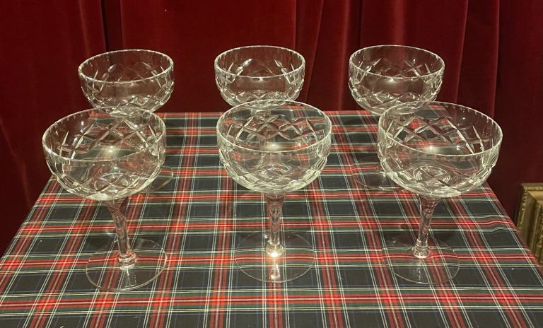 6 crystal sundae dishes