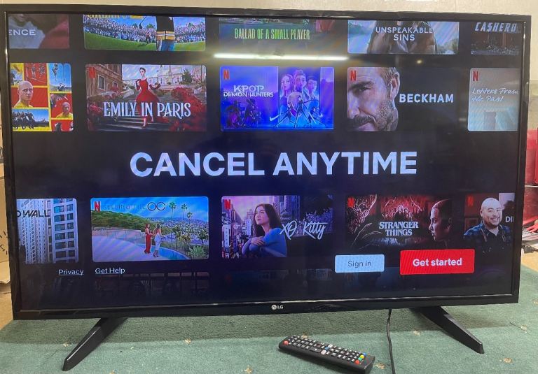 LG 43 Inch Smart TV 43LH570V 