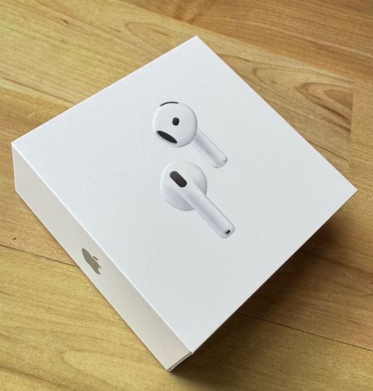 Air pods 4 with noise cancellation- brand new box sealed