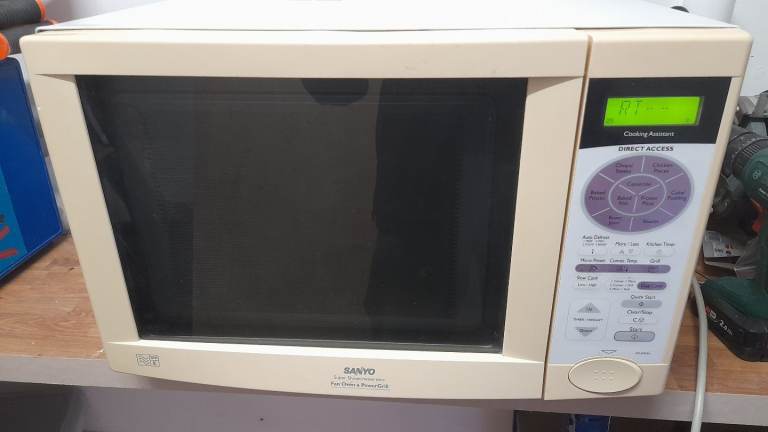 Sanyo microwave oven