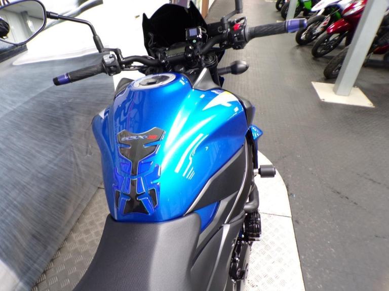 2020 SUZUKI GSX-S750 WITH ONLY 3844 MILES FROM NEW