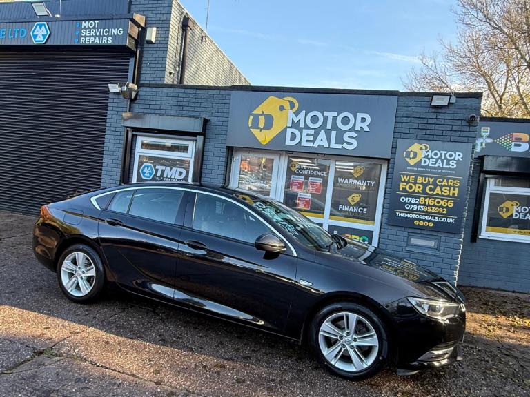 image for 2019 Vauxhall Insignia 1.6 Turbo D ecoTec Tech Line Nav 5dr HATCHBACK DIESEL Manual