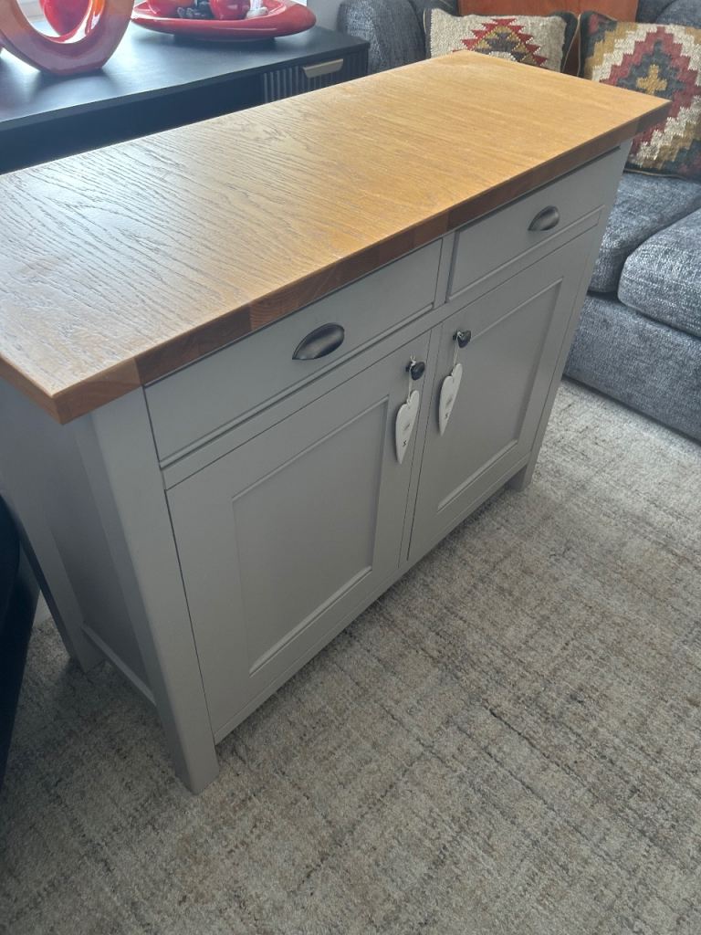 Sideboard