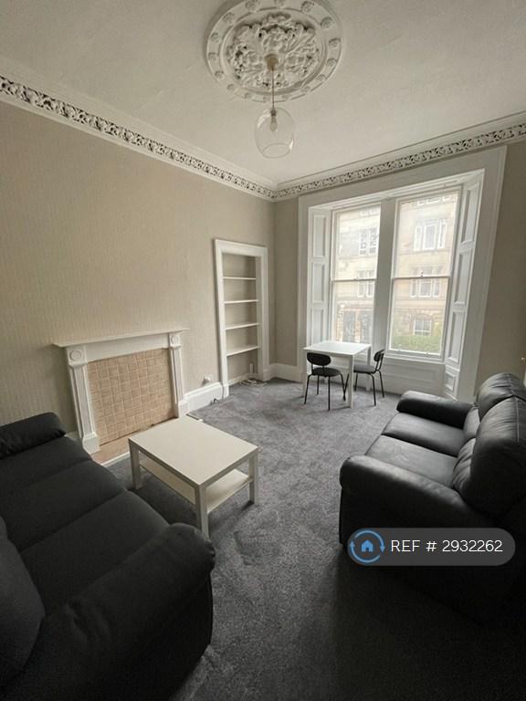 2 bedroom flat in Brougham Place, Edinburgh, EH3 (2 bed) (#2932262)