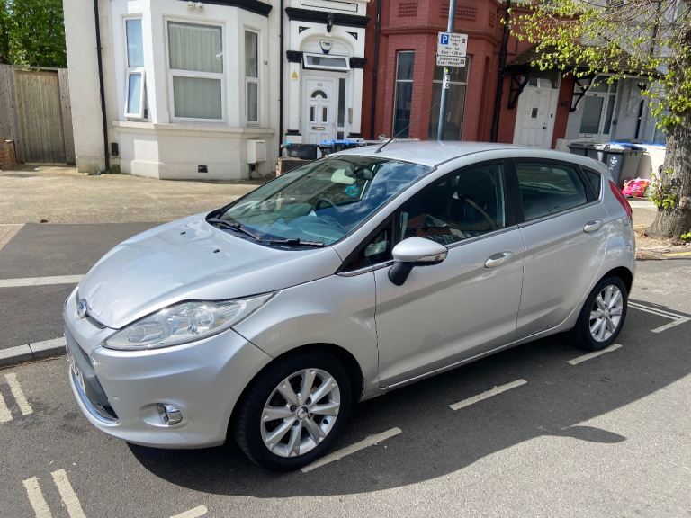 Ford, FIESTA, Hatchback, 2009, Manual, 1242 (cc), 5 doors